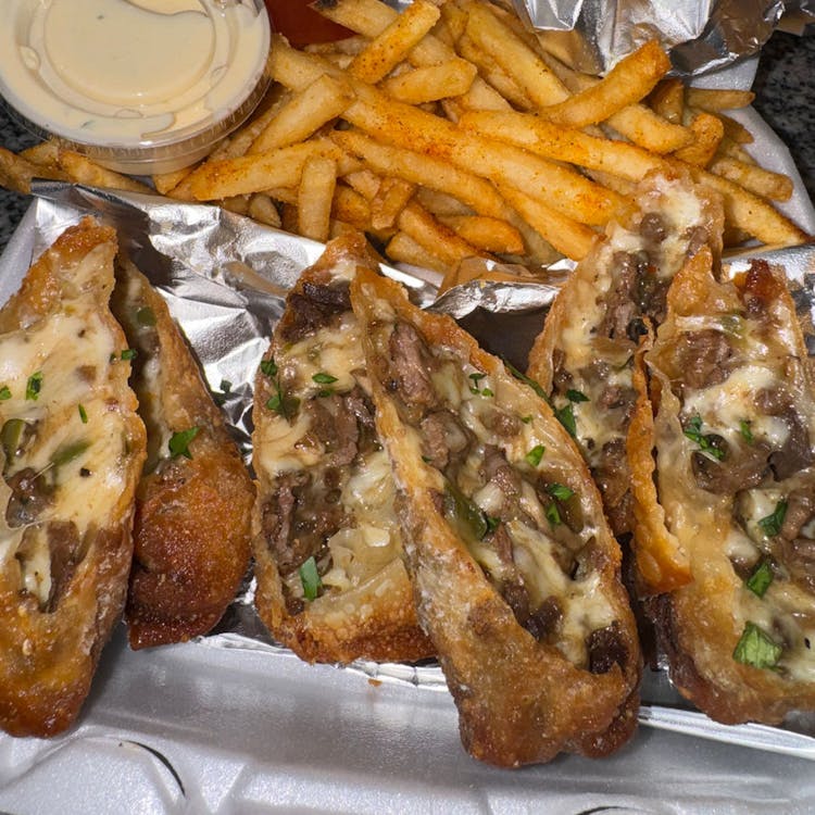Philly Cheesesteak Eggroll Combo (3) image
