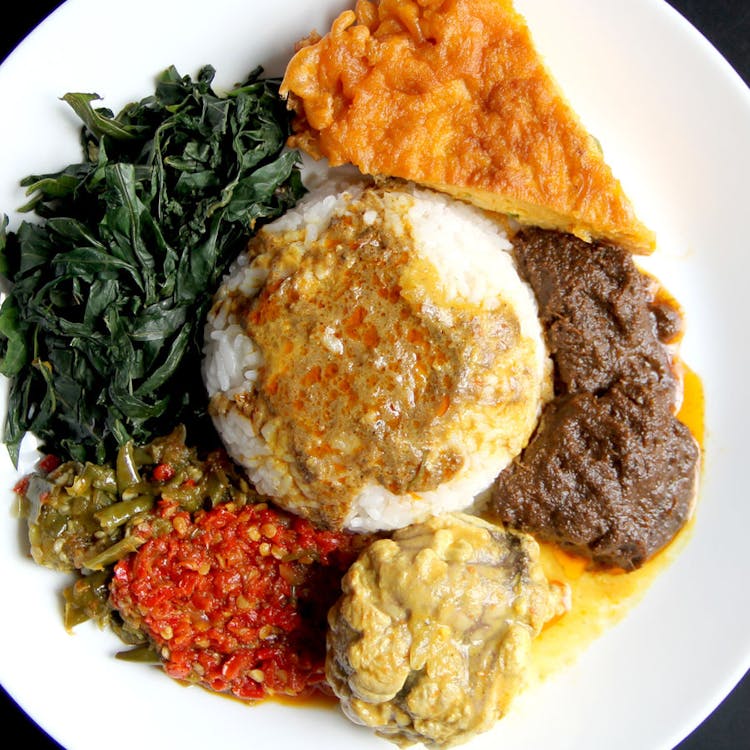 Nasi Padang with Beef Rendang image