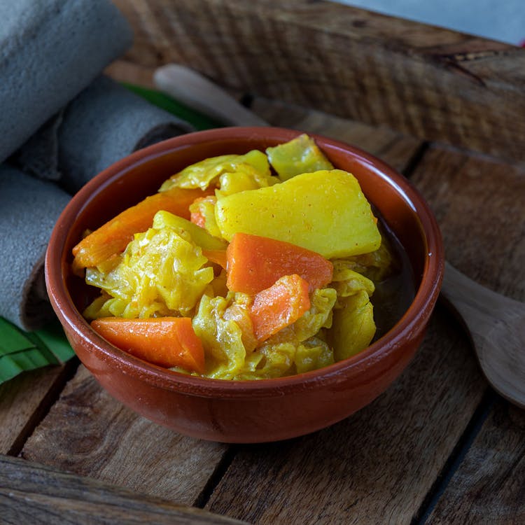 Tikil Gomen (cabbage, potatoes & carrots)  image