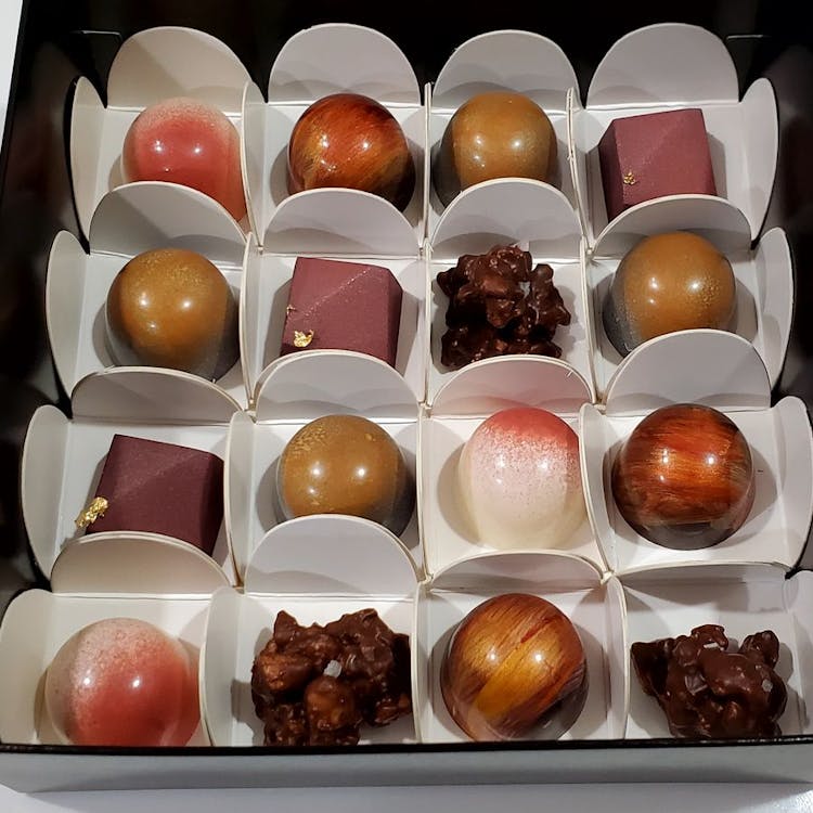 Box of 16 pcs Assorted Chocolate Bonbons image