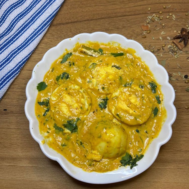 Malai Egg Curry (Creamy) image