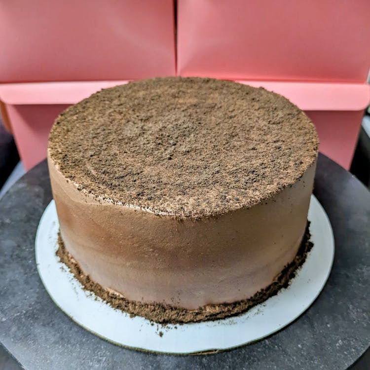 Chocolate 6 Inch Cake (PREORDER 24 HOURS IN ADVANCE) image