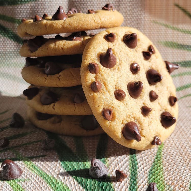 Vegan Chippy Chocolate Cookie (4) image