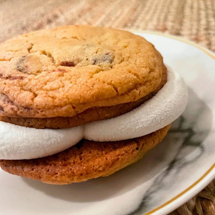 Cookie Marshmallow Sandwich image