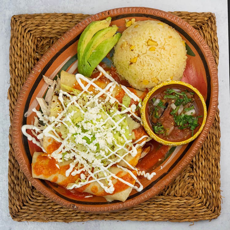 Enchiladas Roja con Pollo image