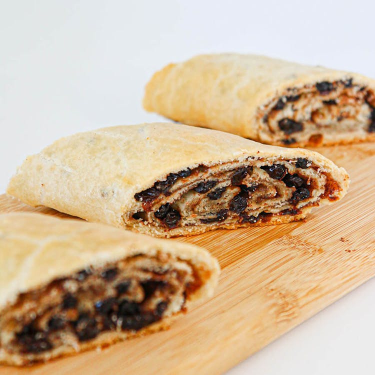 Currant Rolls *24 Hours Pre-Order* image