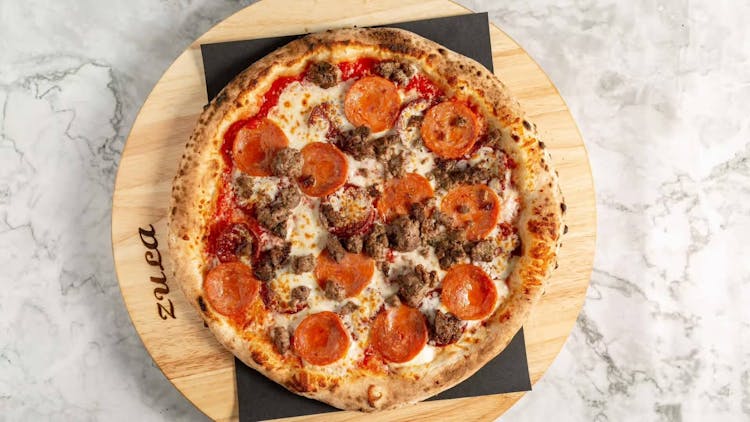 Carne Pizza image