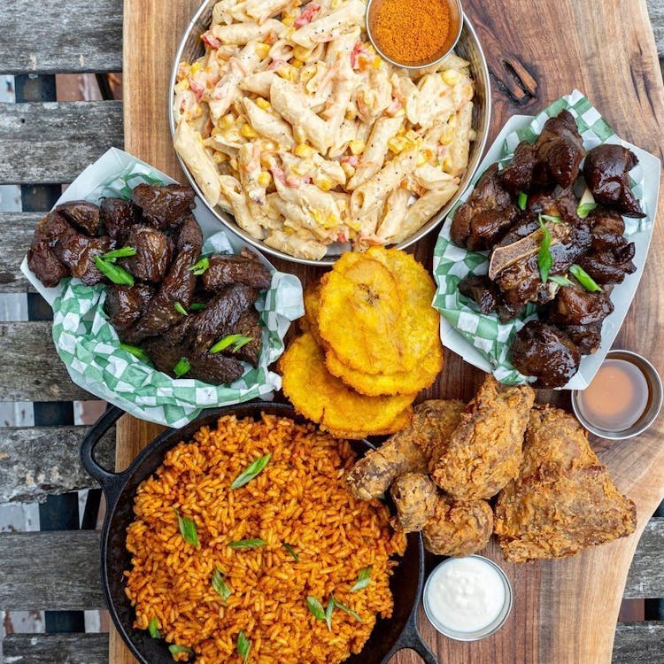 A Bit Of Everything Platter - Free Wavy Wings  image