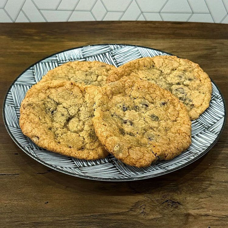 Classic Chocolate Chip Cookie - 4pcs image