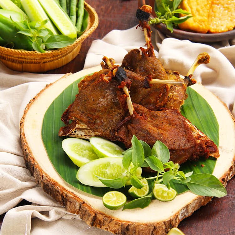 Balinese Bebek Goreng - Crispy Duck image